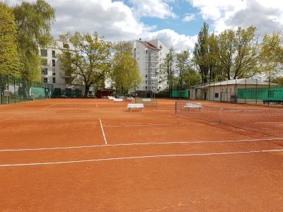 Tennisplatz